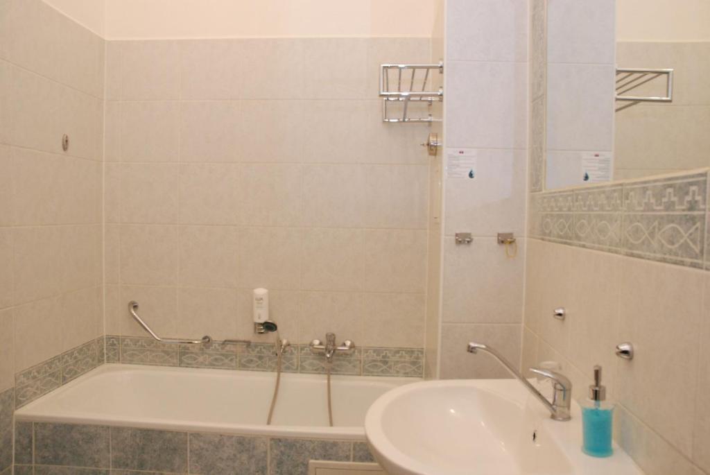 Hotel U Ruze Slavonice Habitación foto