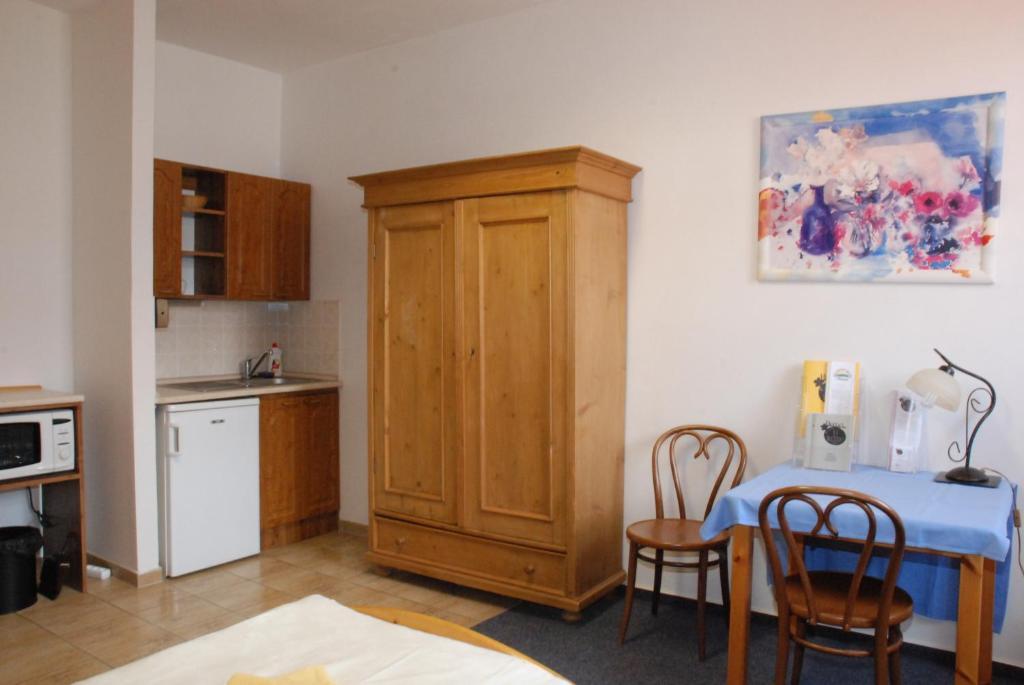 Hotel U Ruze Slavonice Habitación foto