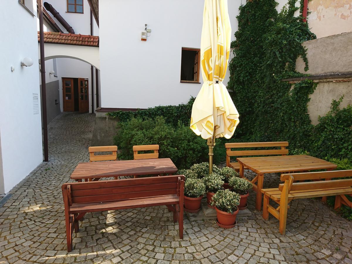 Hotel U Ruze Slavonice Exterior foto